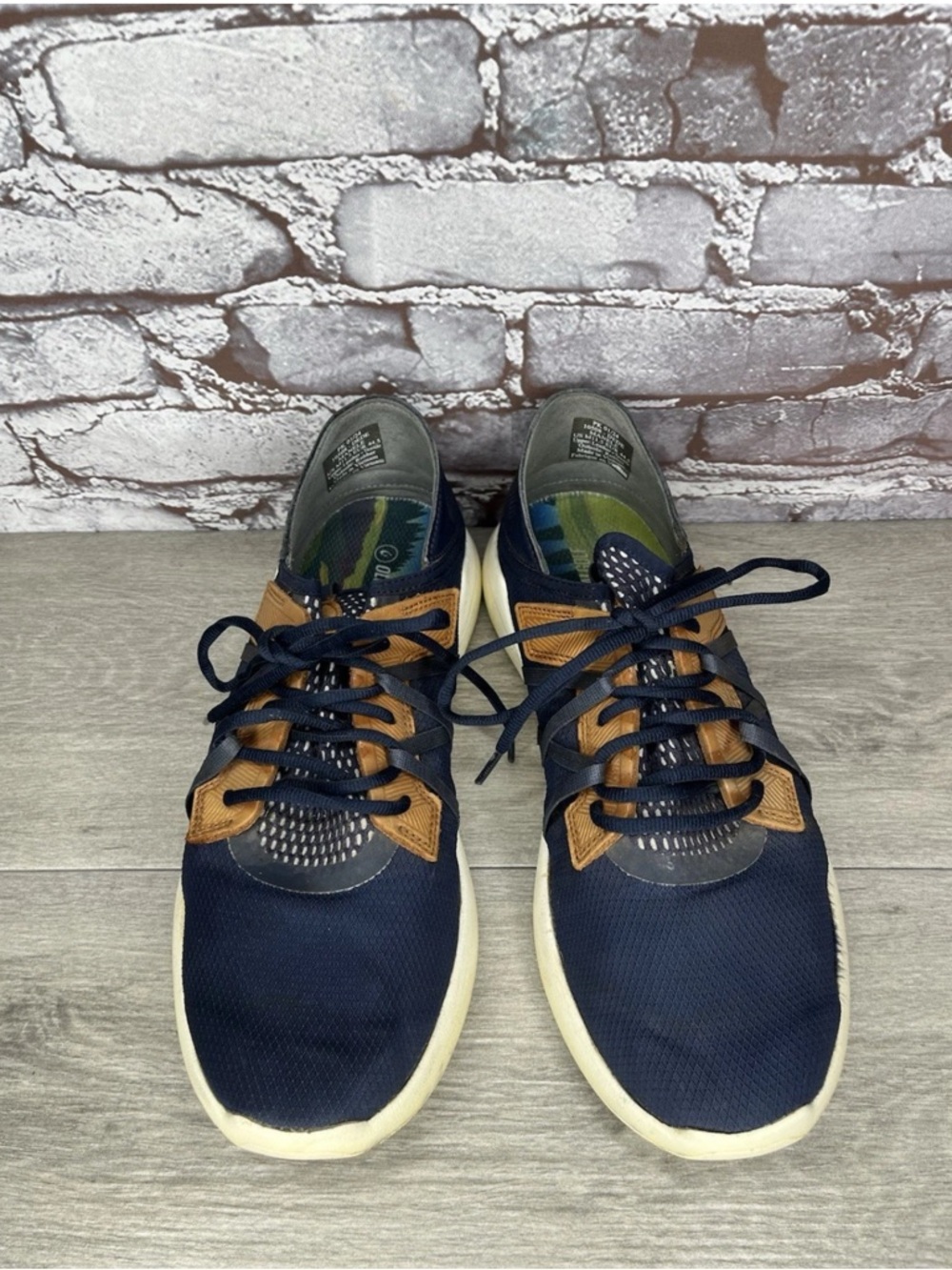 OluKai Manele Navy Blue Fabric Synthetic Lace Golf Shoes Men Sz 11.5M US/44.5EU